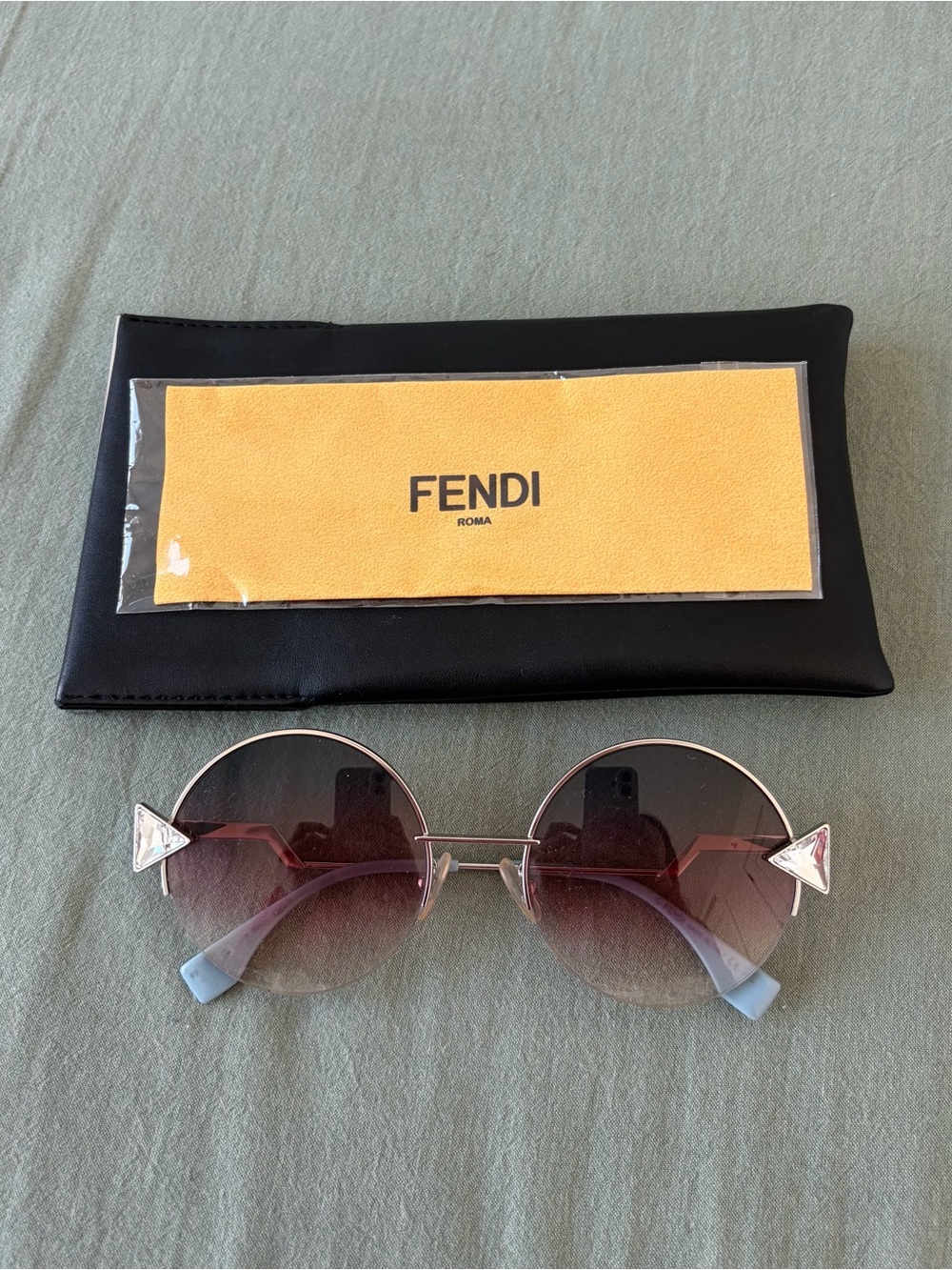 Fendi Round Gradient Sunglasses with Pink-Brown Lenses